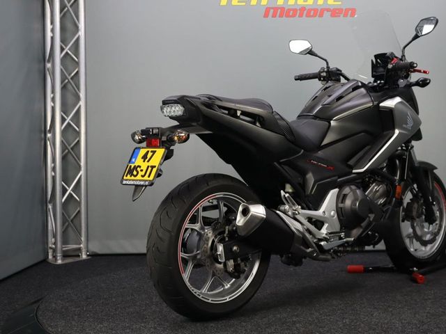 honda - nc-700-x-dct