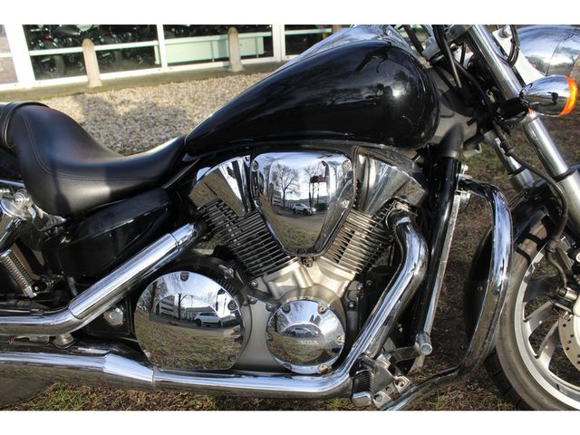 honda - vtx-1300