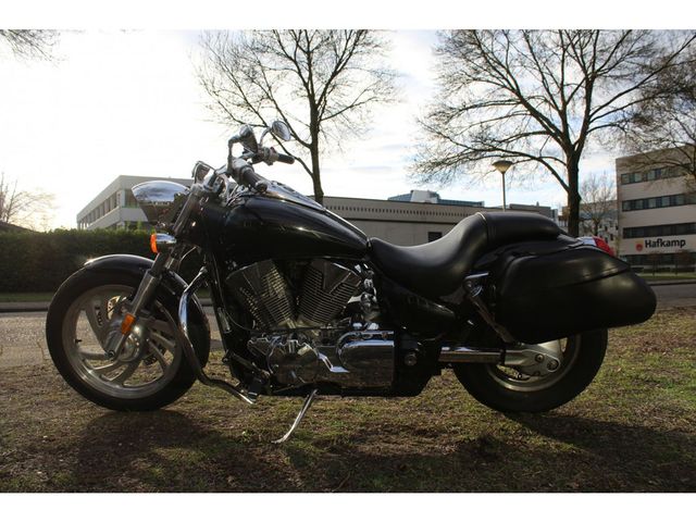 honda - vtx-1300