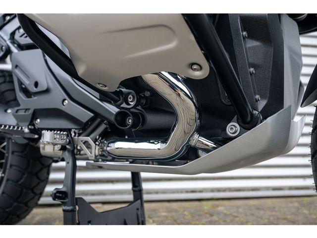 bmw - r-1300-gs-adventure