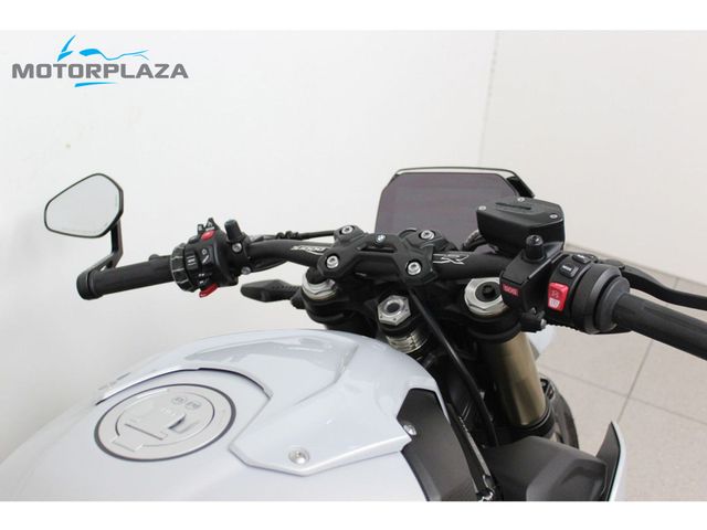 bmw - s-1000-r