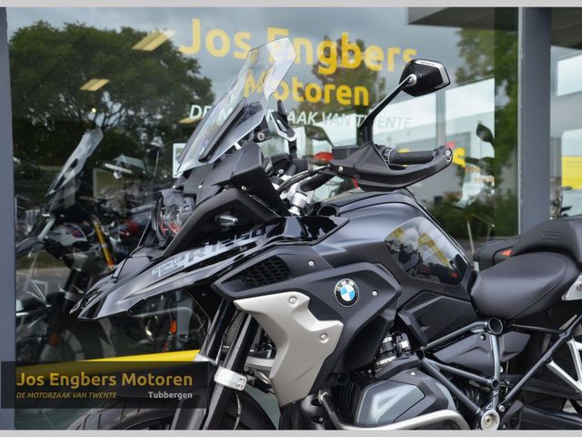 bmw - r-1250-gs-triple-black