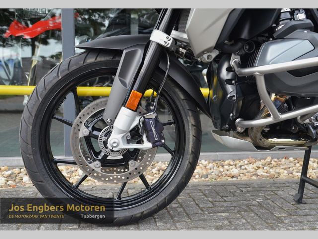 bmw - r-1250-gs-triple-black