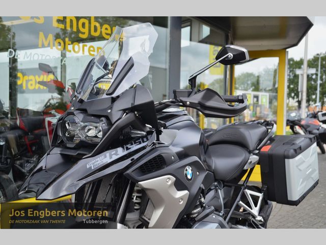 bmw - r-1250-gs-triple-black