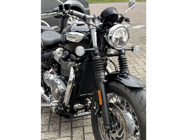 triumph - speedmaster