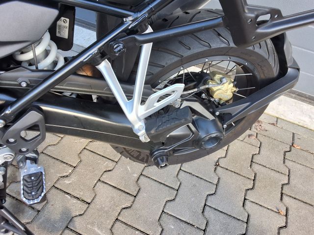 bmw - r-1250-gs-adventure