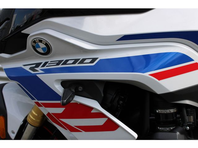 bmw - r-1300-rs