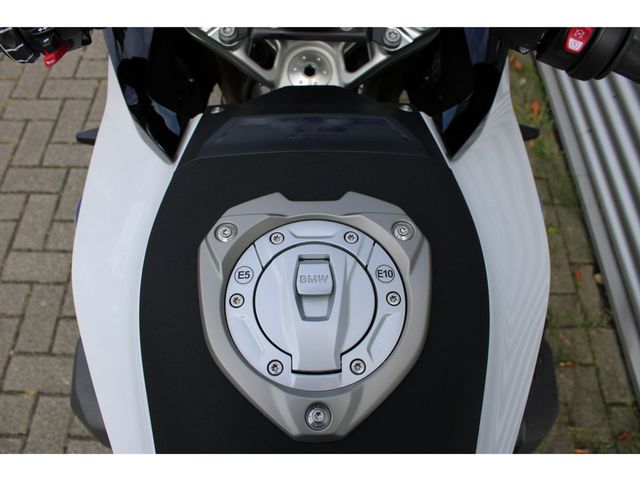 bmw - r-1300-rs