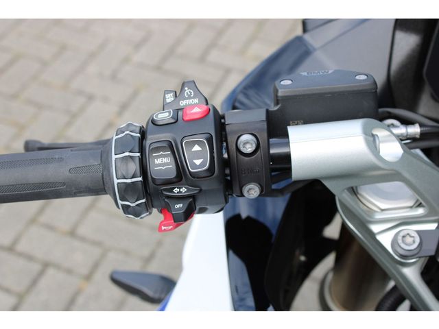 bmw - r-1300-rs