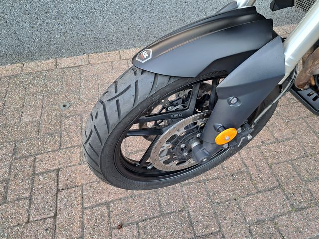 triumph - tiger-800-xrt