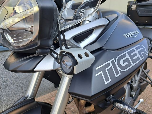 triumph - tiger-800-xrt