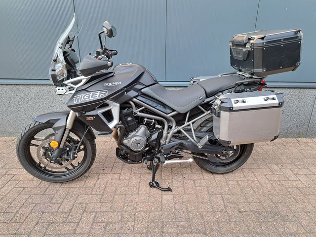 triumph - tiger-800-xrt