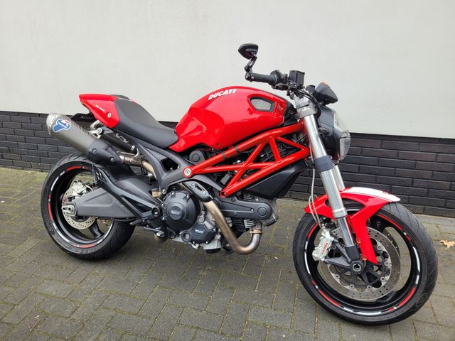 ducati - monster-696