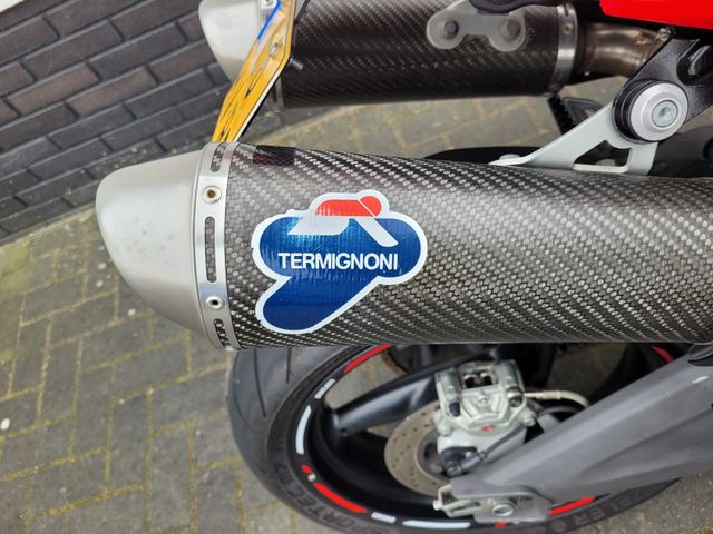 ducati - monster-696