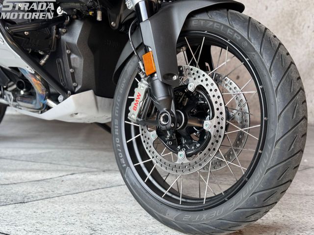 bmw - r-1300-gs-adventure-triple-black