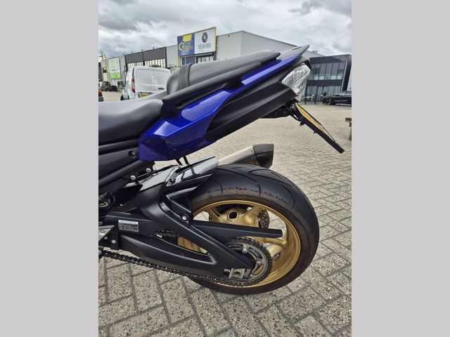 yamaha - fz-8