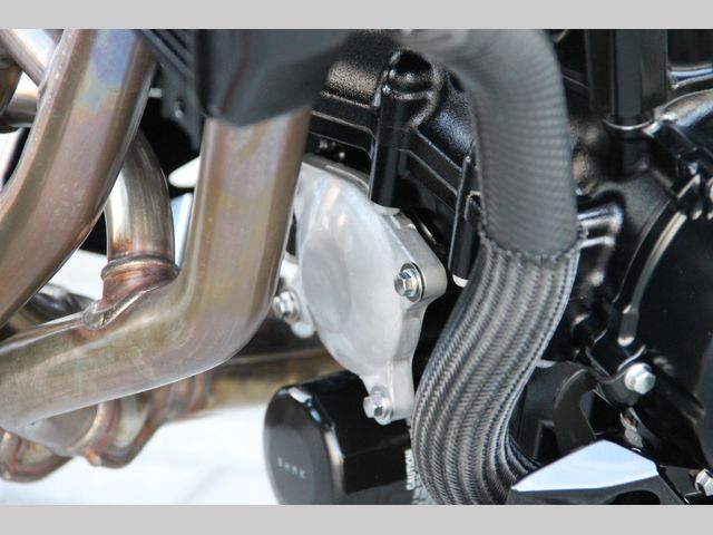 kawasaki - z900