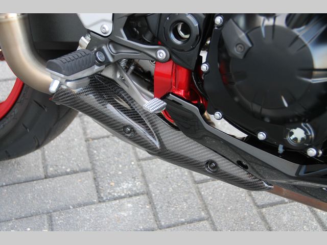 kawasaki - z900