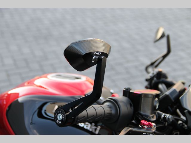 kawasaki - z900