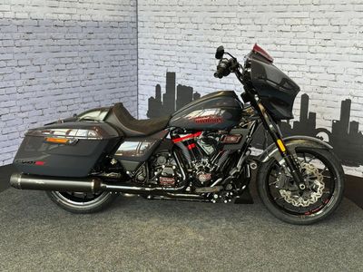 HARLEY-DAVIDSON STREET GLIDE CVO FLHXSE – foto 2