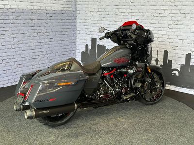 HARLEY-DAVIDSON STREET GLIDE CVO FLHXSE – foto 3