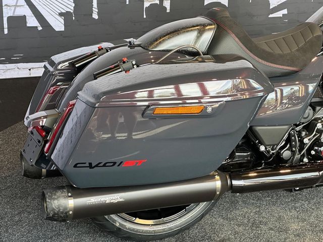 harley-davidson - street-glide-cvo-flhxse