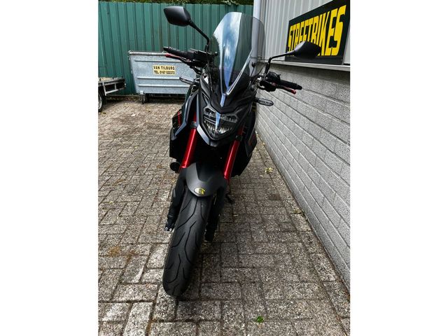 honda - cb-750-hornet