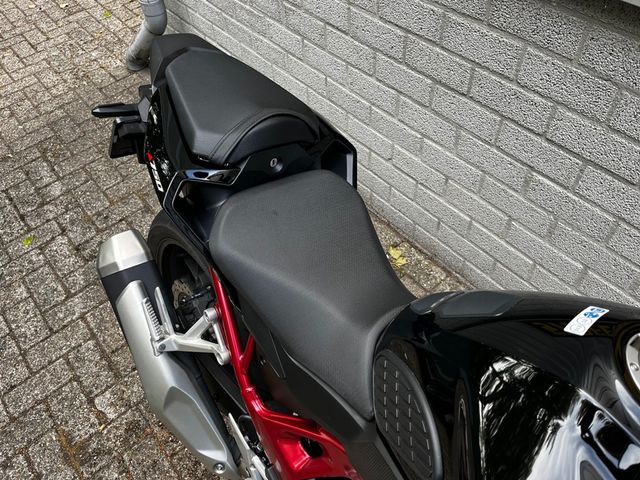 honda - cb-750-hornet