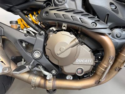 DUCATI MONSTER 821 – foto 4