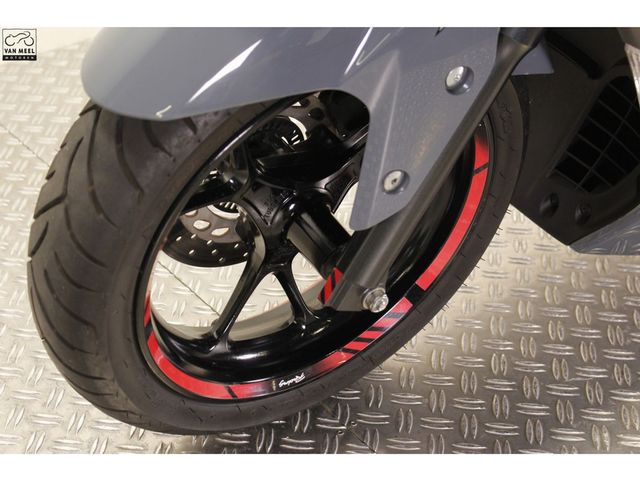yamaha - nmax-155