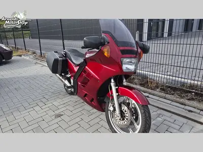 KAWASAKI GTR 1000 – foto 3