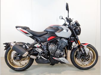 Triumph Trident 800 2026 nieuw