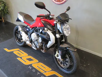 MV AGUSTA BRUTALE 675 – foto 2