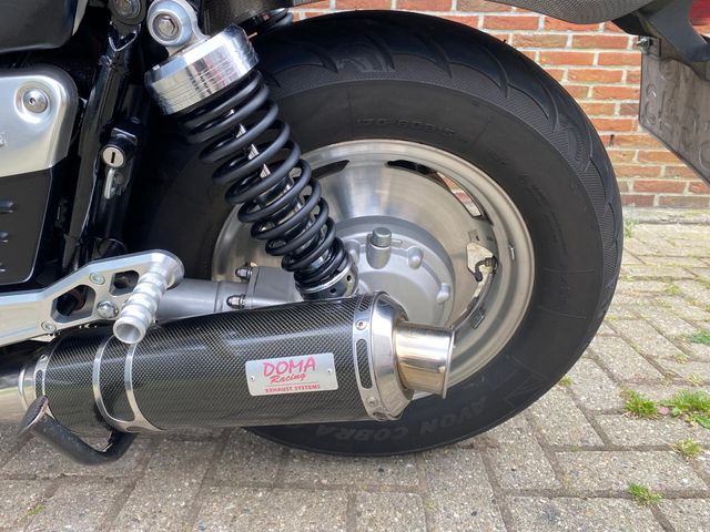 yamaha - vmx-1200-v-max