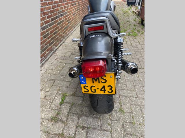 yamaha - vmx-1200-v-max