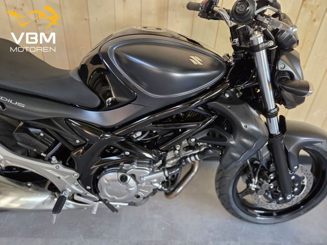 suzuki - sfv-650-gladius-abs