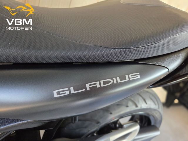 suzuki - sfv-650-gladius-abs