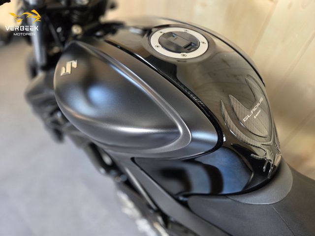 suzuki - sfv-650-gladius-abs