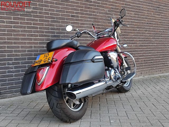 yamaha - xvs-1300-a-midnight-star
