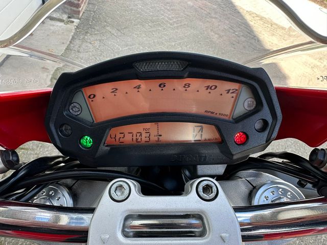 ducati - monster-696