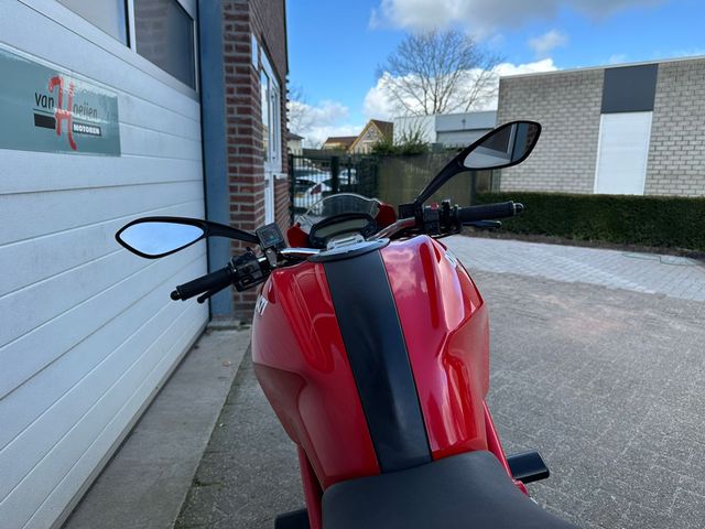 ducati - monster-696