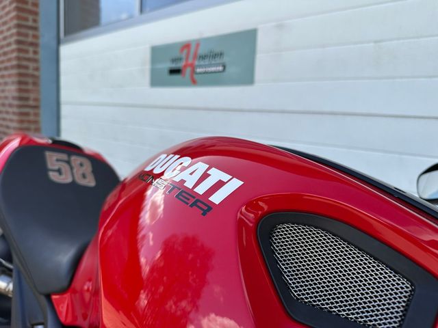 ducati - monster-696