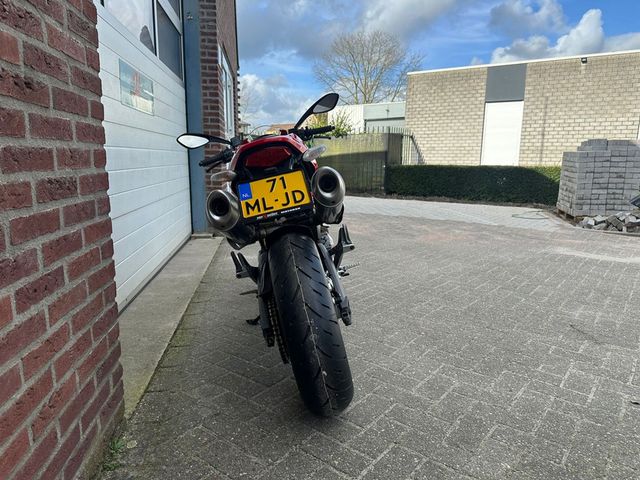 ducati - monster-696