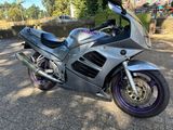 SUZUKI RF 600 R