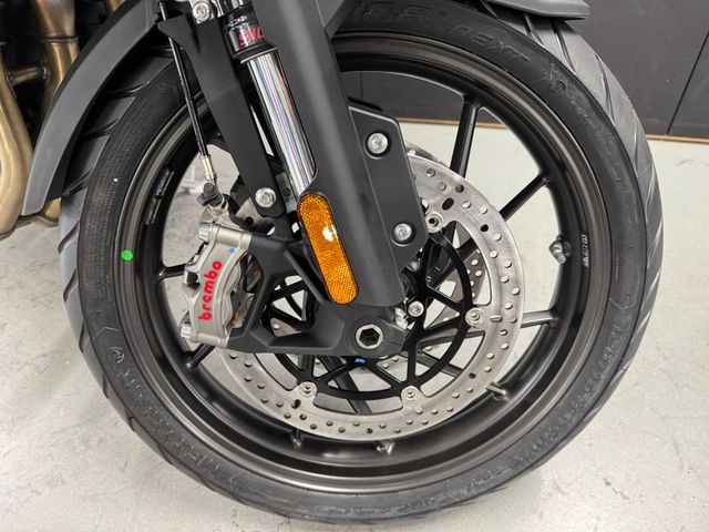 triumph - tiger-1200-gt-explorer