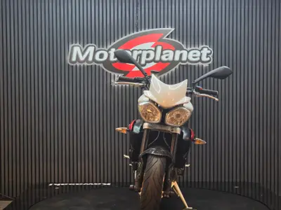 TRIUMPH SPEED TRIPLE – foto 3