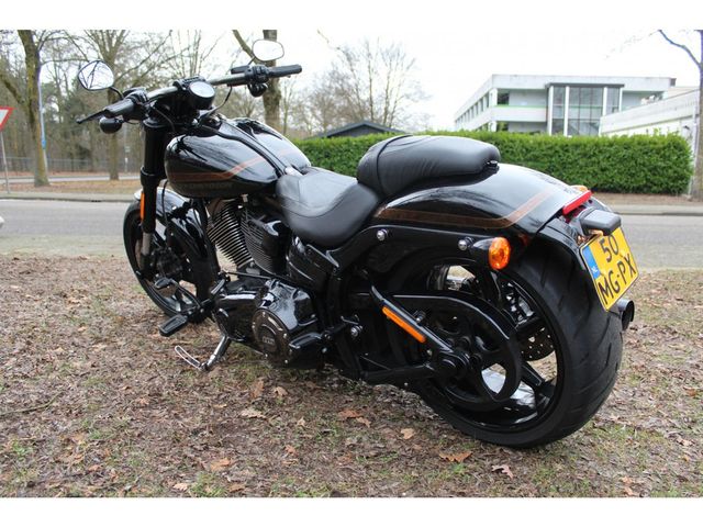harley-davidson - breakout-pro-street-cvo