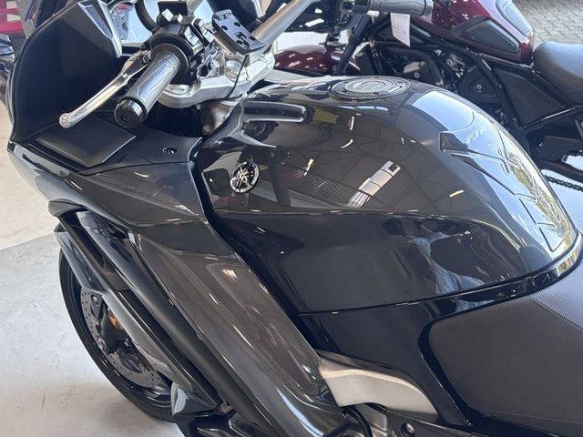 yamaha - fjr-1300-ae