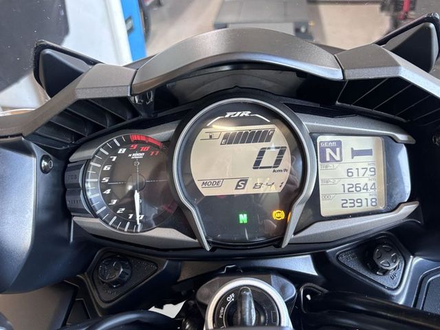 yamaha - fjr-1300-ae