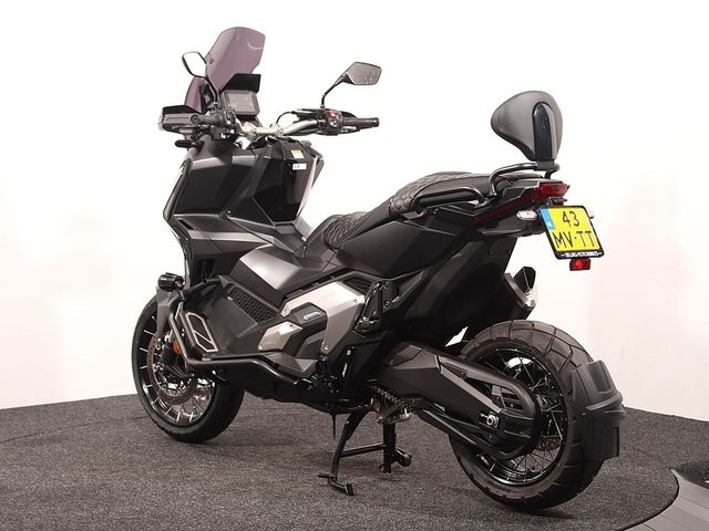 honda - x-adv